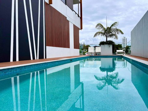 Romantic Apartment In Surfers - Accommodation in Surfers Paradise 0