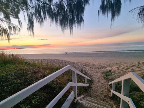 Rosalynda- Luxury Beachfront 3 BR Townhouse - Accommodation in Surfers Paradise 0