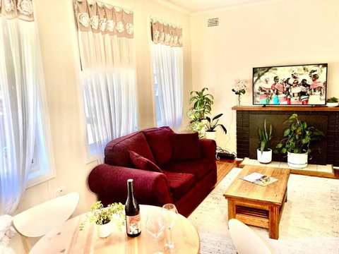 Rose End Cozy Apartment - Accommodation in Surfers Paradise 0