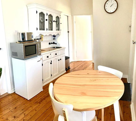 Rose End Cozy Apartment - Accommodation in Surfers Paradise 2