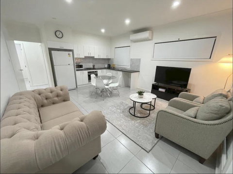 Rosehill Guest House - Accommodation in Surfers Paradise 1