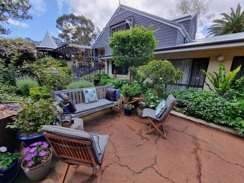 Rosewood Guesthouse - Accommodation in Surfers Paradise 3