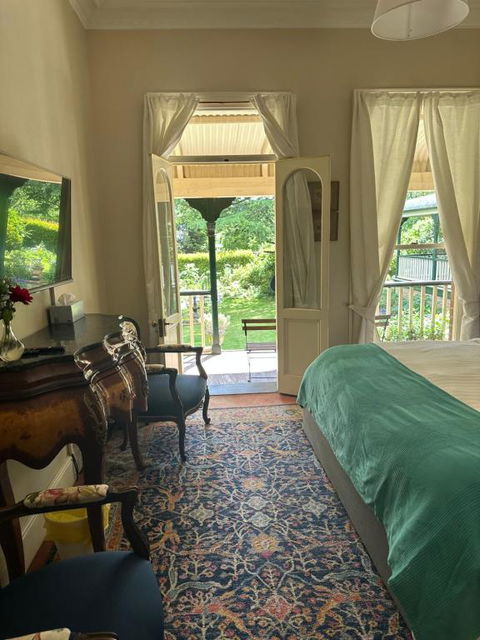 Rowan Brae Historic Guesthouse - Accommodation in Surfers Paradise 1