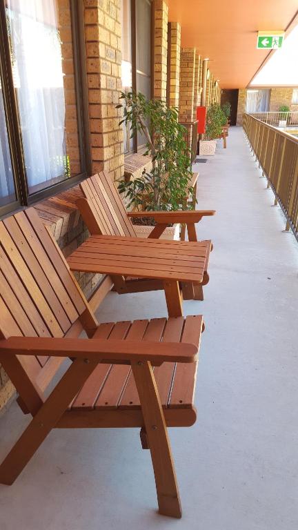 Royal Palms Motor Inn - Accommodation in Surfers Paradise 3