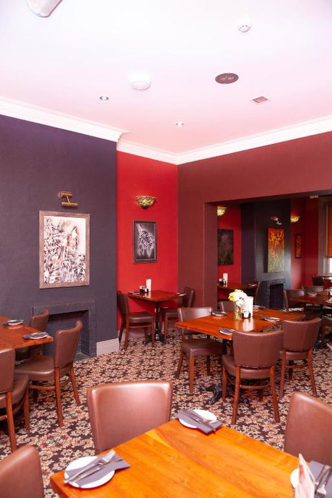 Royal Hotel Singleton - Accommodation in Surfers Paradise 3