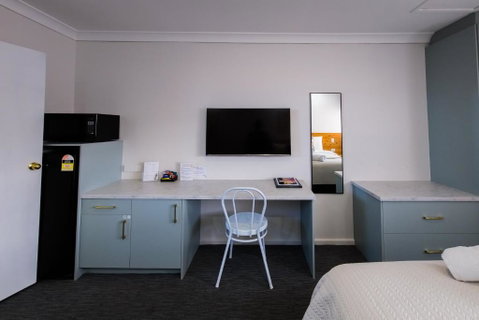 Roydons Motor Inn - Accommodation in Surfers Paradise 3