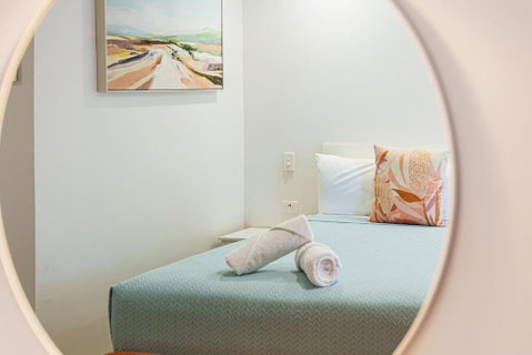 Roydons Motor Inn - Accommodation in Surfers Paradise 0
