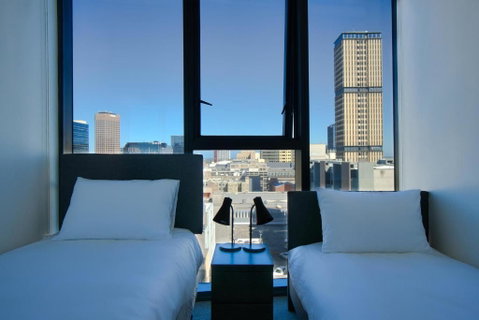 Rundle Retreat - 2BR Apartment With Stunning Views - Accommodation in Surfers Paradise 2