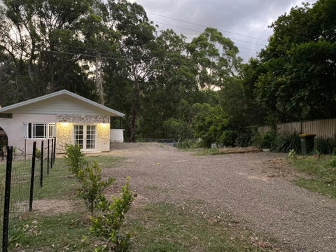 Rural Granny Flat - Pet Friendly - Accommodation in Surfers Paradise 2