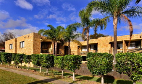 Ryde Inn - Accommodation in Surfers Paradise 1