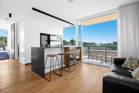 S16S - Bondi Vistas - Accommodation in Surfers Paradise 1