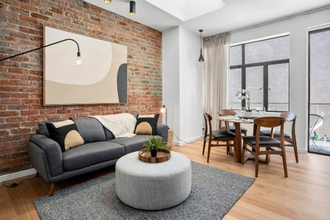 Sanctuary At Saddlers - Where Rustic Meets Refined - Accommodation in Surfers Paradise 2