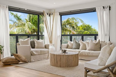 Salta - Accommodation in Surfers Paradise 1