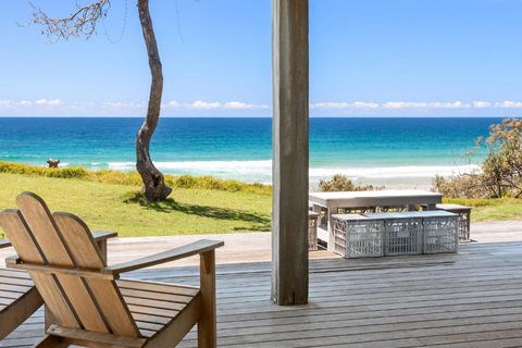 Saltwater Beach House - Accommodation in Surfers Paradise 0