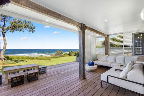 Saltwater Beach House - Accommodation in Surfers Paradise 2