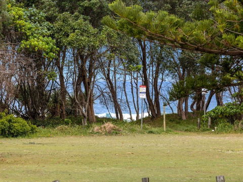 Salty Kisses On Marine Parade - Accommodation in Surfers Paradise 1