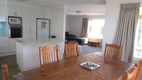 San Marino Unit 7 - Accommodation in Surfers Paradise 2