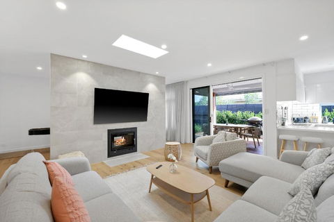 Sanctuary Of Hope By Ready Set Stay - Cowes - Accommodation in Surfers Paradise 1