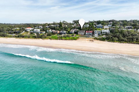 Sand Castles - Accommodation in Surfers Paradise 1