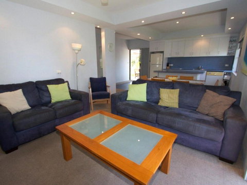 Sandcastle 7 With WiFi - Accommodation in Surfers Paradise 1