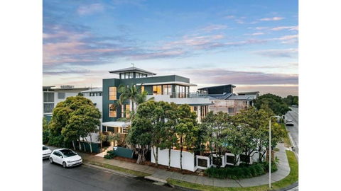 Sandcastles - Accommodation in Surfers Paradise 2