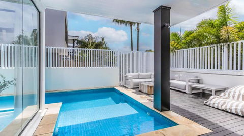Sandcastles - Accommodation in Surfers Paradise 3