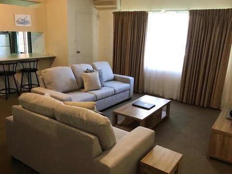 Sandcastles Holiday Apartments - Accommodation in Surfers Paradise 1