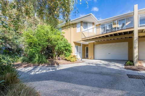 Sandpiper 5 - Close To Town And Beach - Accommodation in Surfers Paradise 0