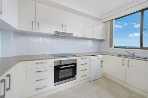 Sandpiper 9 25 Waugh Street - Accommodation in Surfers Paradise 3