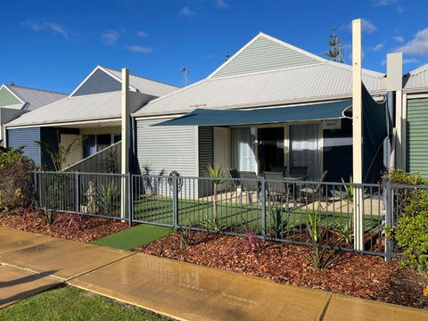 Sandpiper Escape - Accommodation in Surfers Paradise 0