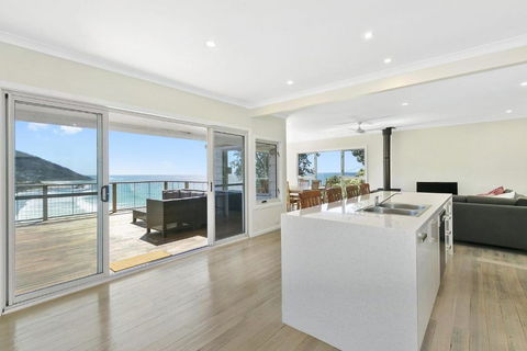 Sands End - Accommodation in Surfers Paradise 1