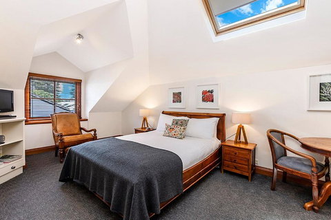 Sandstone Suites - In The Heart Of Port Fairy - Accommodation in Surfers Paradise 1