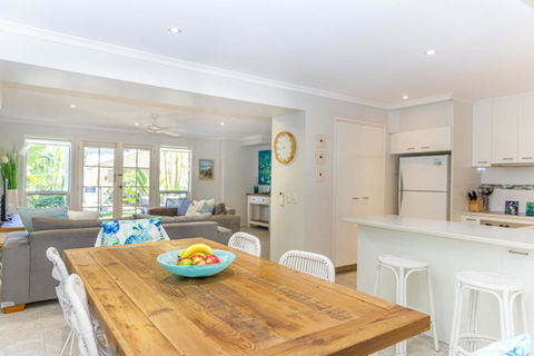 Sandy Beach Resort - Accommodation in Surfers Paradise 1