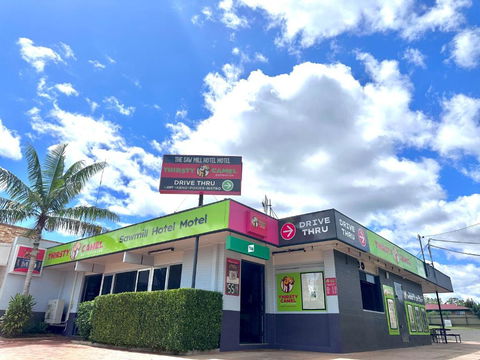 Sawmill Hotel Motel - Accommodation in Surfers Paradise 1