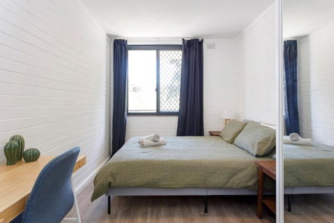 Simple Charm - Accommodation in Surfers Paradise 2