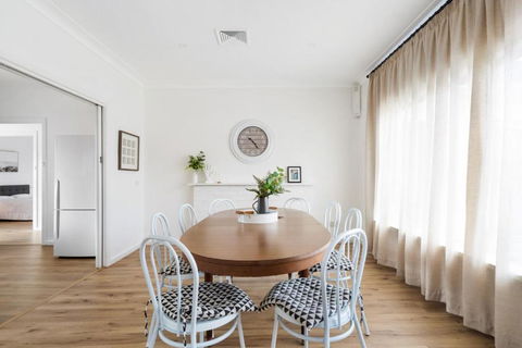 Space And Comfort On Marshall - Accommodation in Surfers Paradise 0