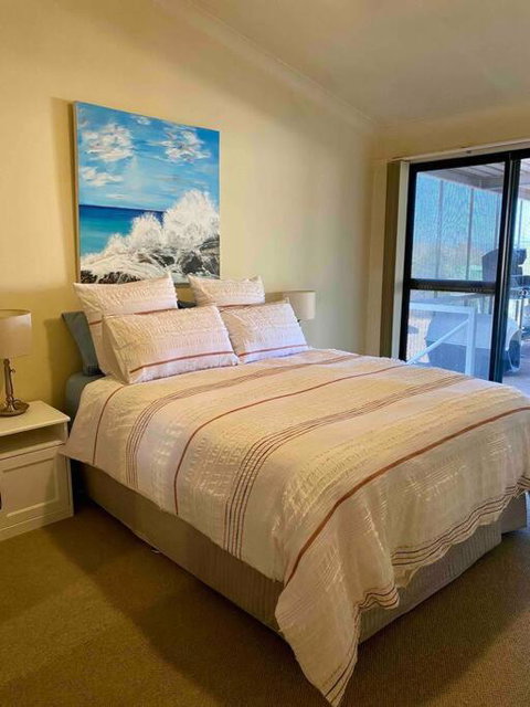 Spear Creek Beach House - Accommodation in Surfers Paradise 1