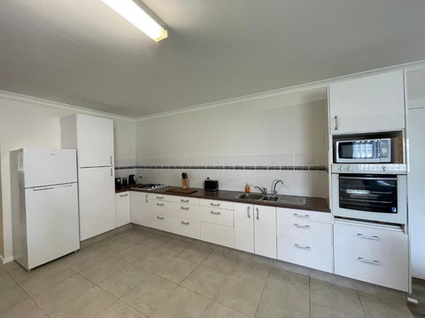 Springfield Stay - Accommodation in Surfers Paradise 2