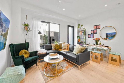 StayCentral - Boulevard Gardens (Coburg) - Accommodation in Surfers Paradise 0