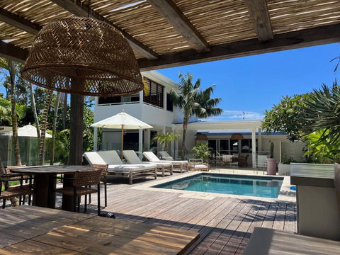 Talamanca - Accommodation in Surfers Paradise 2