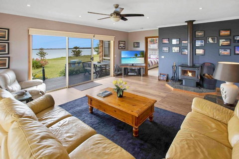 Tambo Escape - Accommodation in Surfers Paradise 0