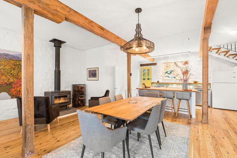 TARALGA TERRACES The Whitings Store - Accommodation in Surfers Paradise 3