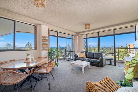 Tasman Towers 18 3 Munster Street Port Macquarie - Accommodation in Surfers Paradise 2