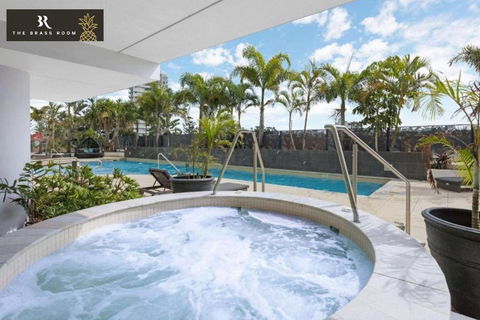 The Brass Pineapple Surfers Paradise 4217 - Accommodation in Surfers Paradise 3