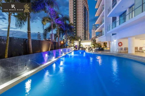 The Brass Pineapple Surfers Paradise 4217 - Accommodation in Surfers Paradise 2