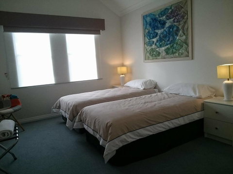 Beachside Apartment - Accommodation in Surfers Paradise 3