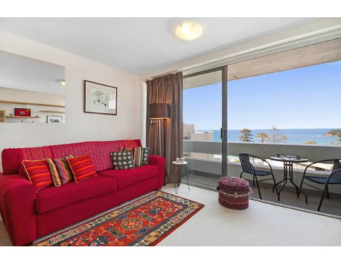 Beachside Paradise - Ocean Views, Central Position - Accommodation in Surfers Paradise 0