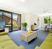 Beachside Unit Near Convention Centre - Accommodation in Surfers Paradise