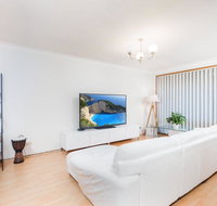 Beautiful Home Norwest of Sydney - Accommodation in Surfers Paradise