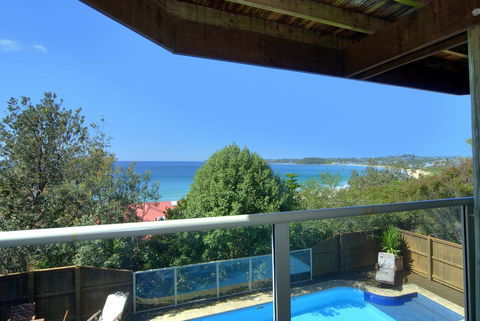 BEDARRA, MOLLYMOOK BEACH - Accommodation in Surfers Paradise 2